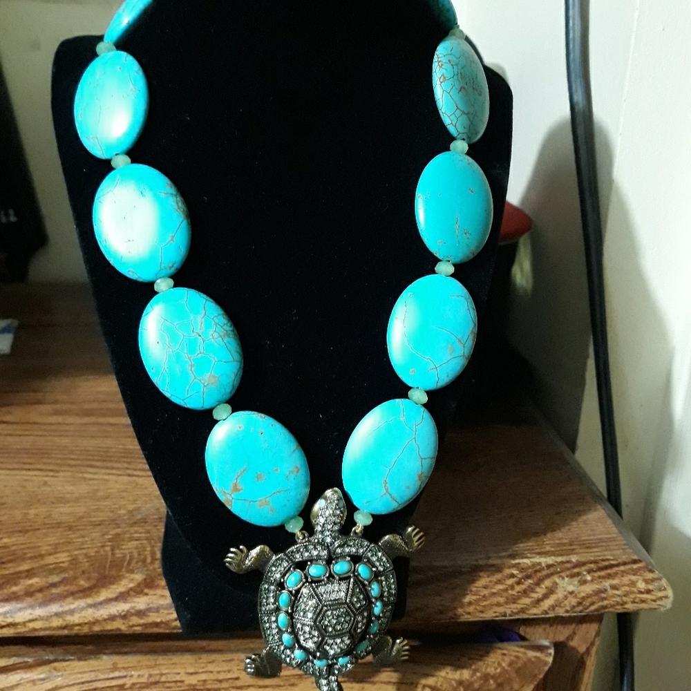 Heidi Daus necklace